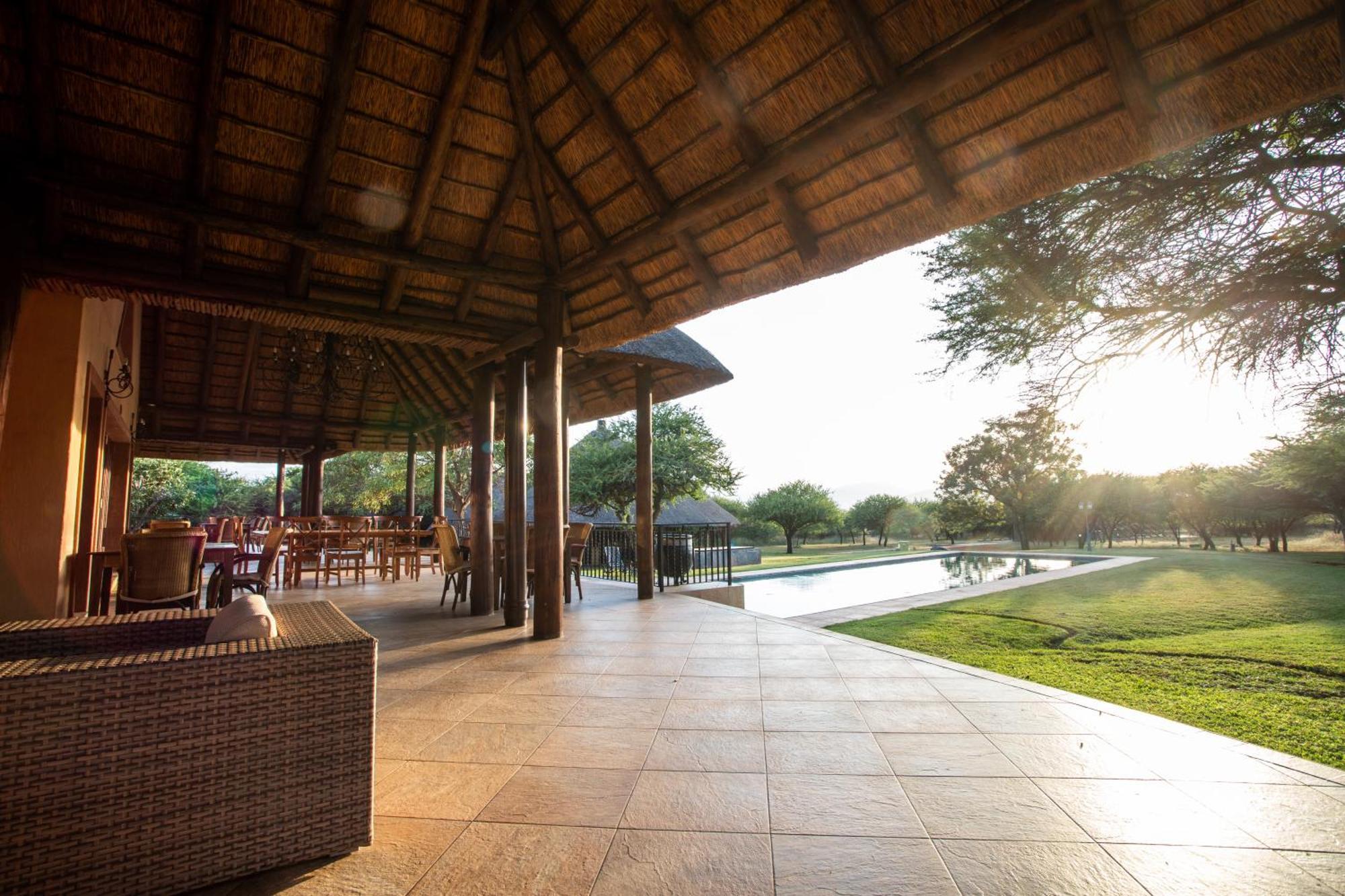 Lapeng Guest Lodge Бургерсфорт Экстерьер фото
